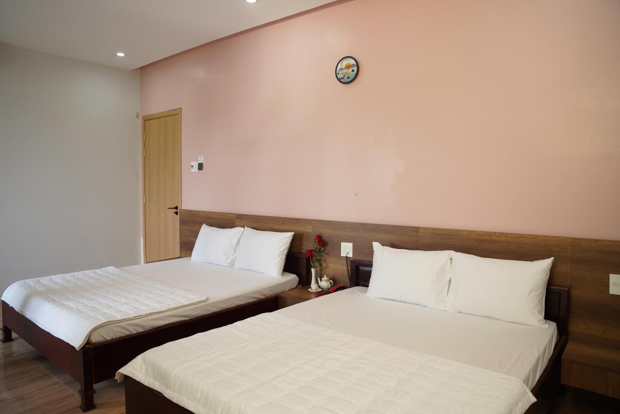 Khach San De Vuong Hotel Cao Lanh Exterior photo
