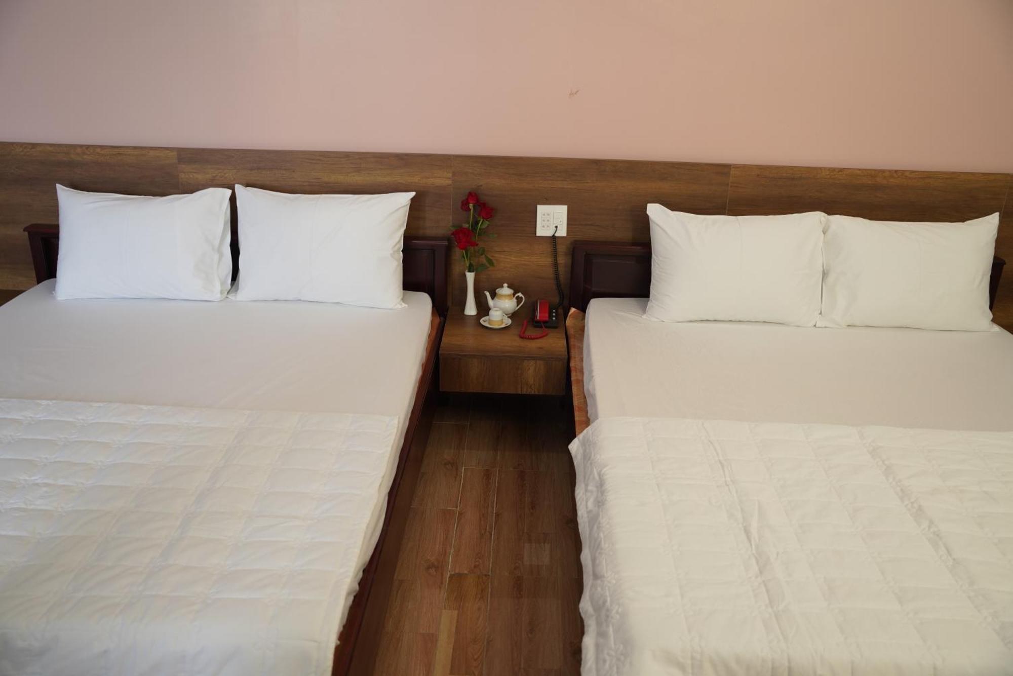 Khach San De Vuong Hotel Cao Lanh Exterior photo