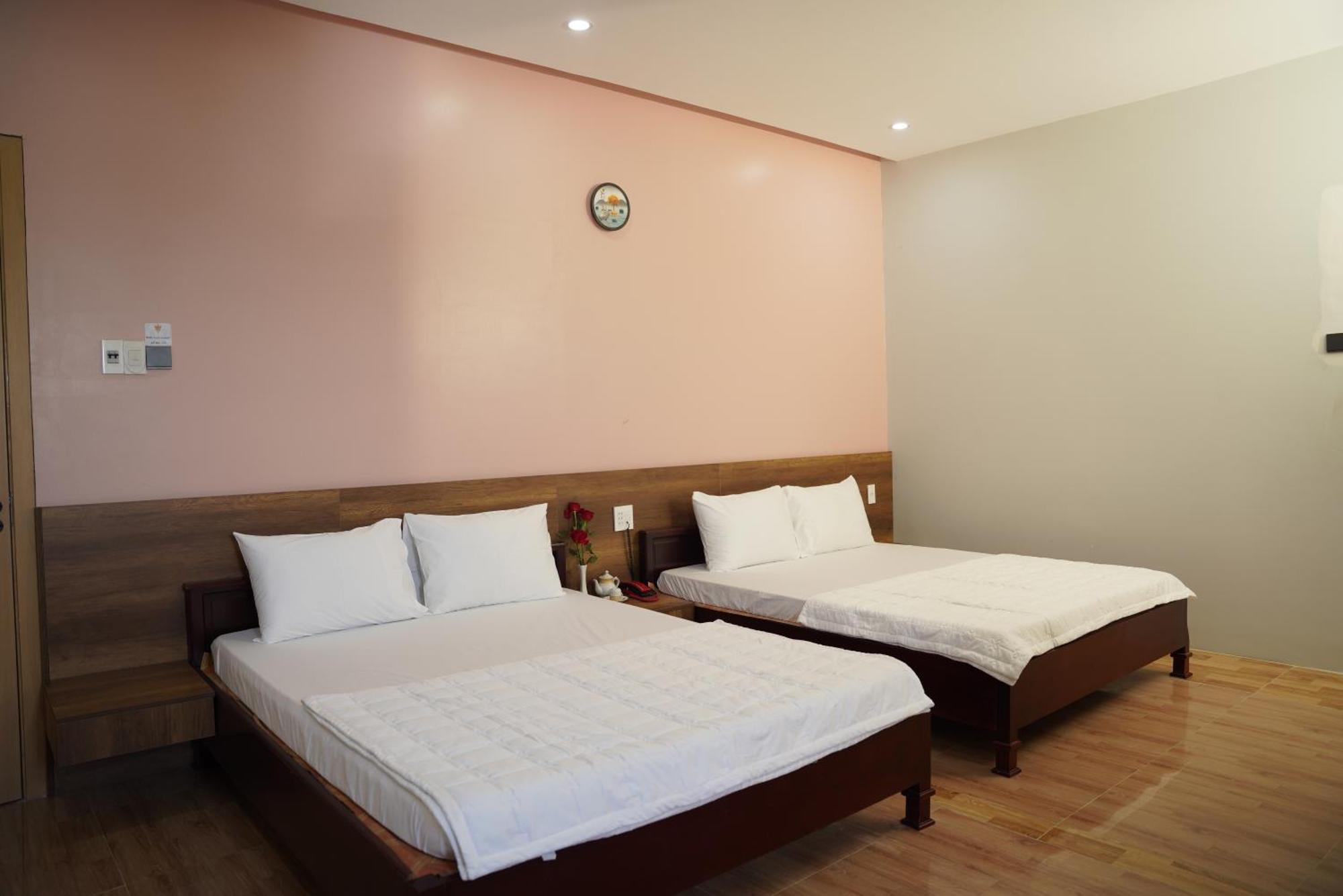 Khach San De Vuong Hotel Cao Lanh Exterior photo